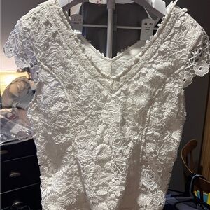 Romantic Off-Shoulder Floral Lace Top